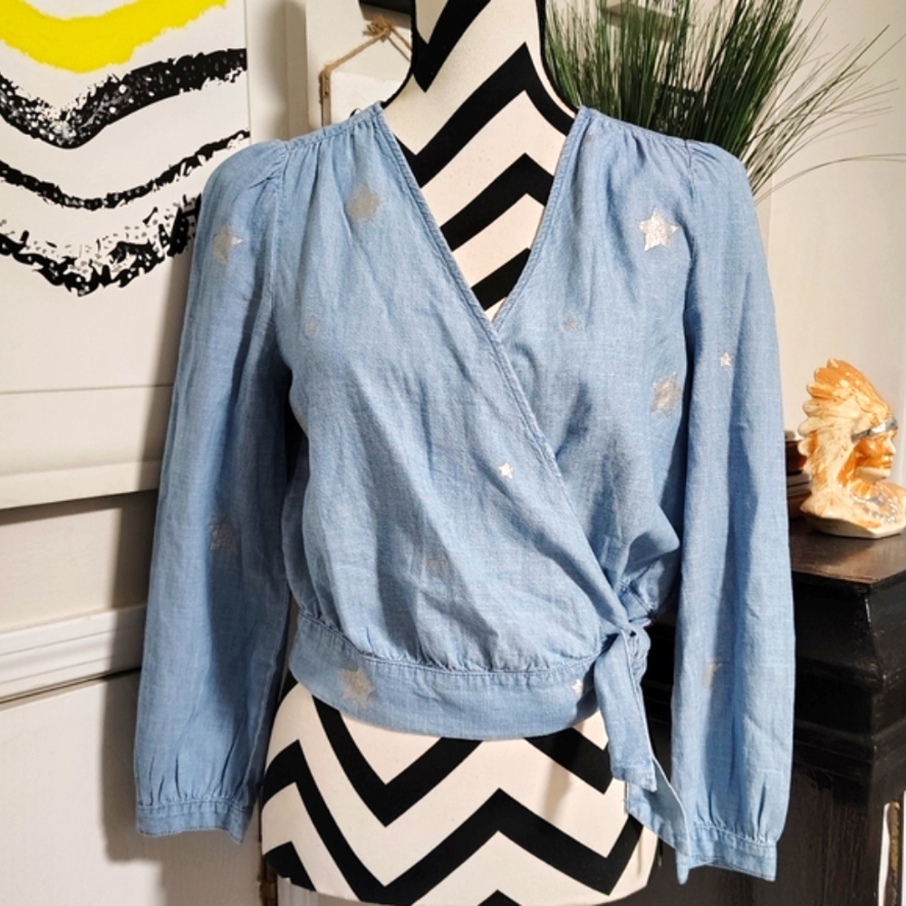 NWT J. Crew Denim Blue Chambray Wrap Blouse Indigo Star Print Women's XS NEW! - Picture 3 of 10